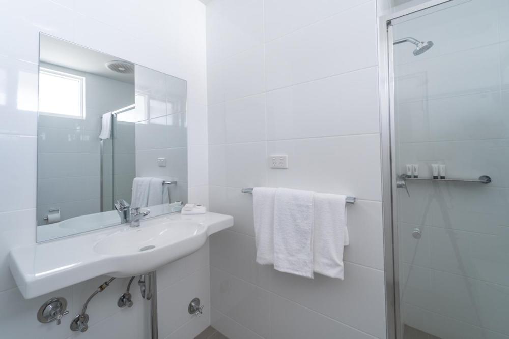 Lakeview Hotel Motel Shellharbour Extérieur photo